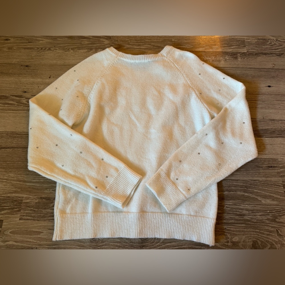 The Rhinestone Rodeo Sweater size Medium - Picture 4 of 4